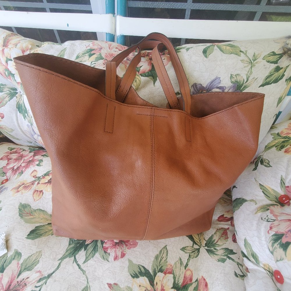 Banana Republic camel colored, buttersoft leather